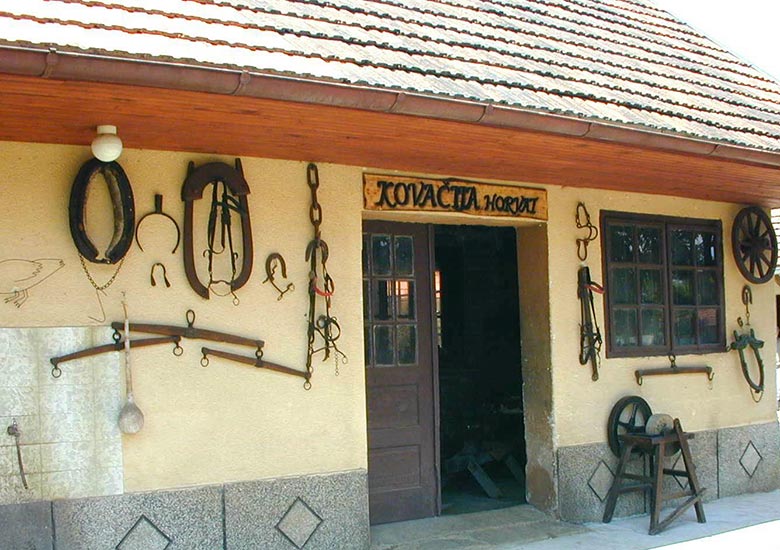 MUZEJ KOVAŠTVA 4 srneceva domacija kovaski muzej